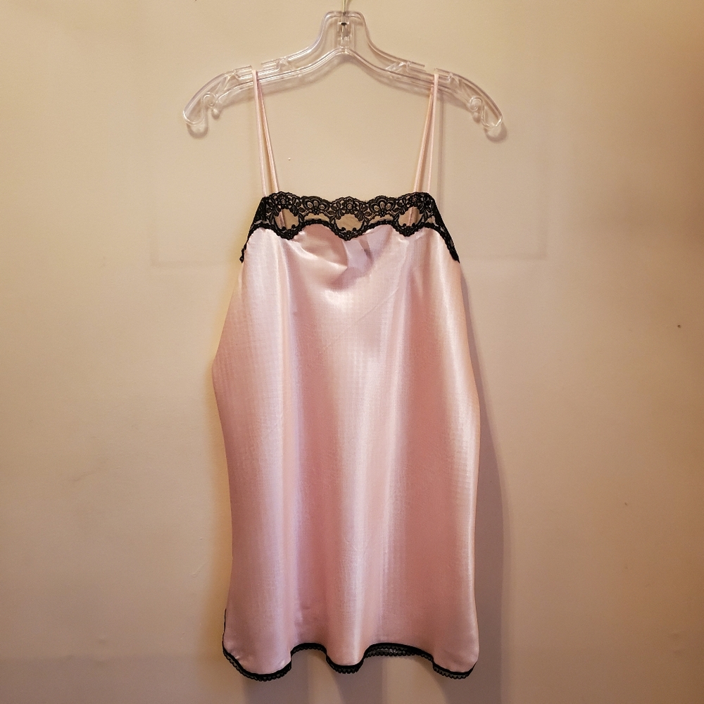 VINTAGE Baby Pink Chemise
